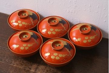 アンティーク雑貨　大正昭和初期　朱塗り　鶴蒔絵　お椀5客セット(木製漆器、和食器)(R-040554)
