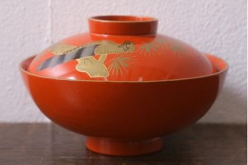 アンティーク雑貨　大正昭和初期　朱塗り　鷹蒔絵　お椀5客セット(木製漆器、和食器)(R-040556)