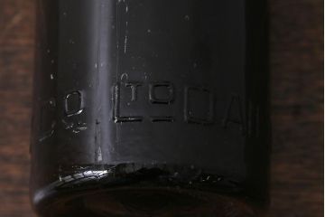 アンティーク雑貨　大正昭和初期　カブトビール　大関赤十字など古いガラス瓶8本(ビン)(R-040557)