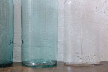 アンティーク雑貨　大正昭和初期　カブトビール　大関赤十字など古いガラス瓶8本(ビン)(R-040557)