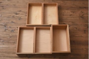 レトロ家具　昭和中期　様々な使い方ができるレトロな両袖机(デスク、ワークデスク、サイドキャビネット、サイドチェスト、在宅用、在宅ワーク)(R-040563)
