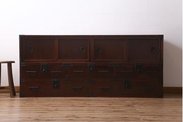 アンティーク家具　上手物!　前面欅(ケヤキ)材共縁　漆塗り　最高級大川箪笥サイドボード(和箪笥、時代箪笥)(R-040569)