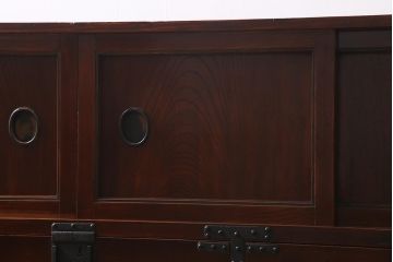 アンティーク家具　上手物!　前面欅(ケヤキ)材共縁　漆塗り　最高級大川箪笥サイドボード(和箪笥、時代箪笥)(R-040569)