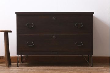 レトロ雑貨　鉄脚リメイク　上品なレトロスタイルに合う桐材製のリビングボード(テレビ台、衣装箪笥、桐箪笥、桐たんす)(R-040570)