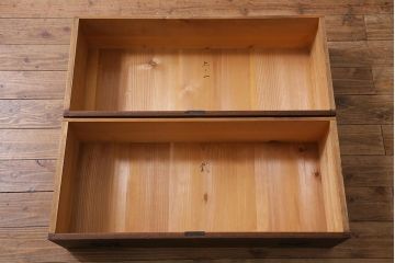 レトロ雑貨　鉄脚リメイク　上品なレトロスタイルに合う桐材製のリビングボード(テレビ台、衣装箪笥、桐箪笥、桐たんす)(R-040570)