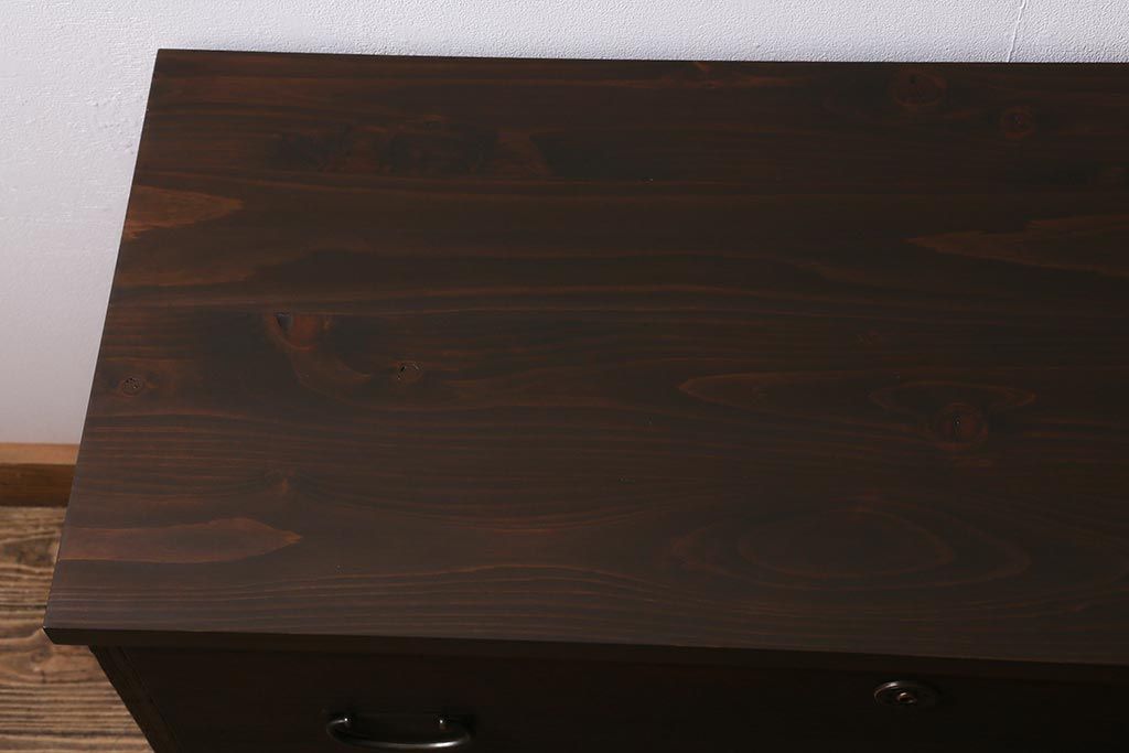 レトロ雑貨　鉄脚リメイク　上品なレトロスタイルに合う桐材製のリビングボード(テレビ台、衣装箪笥、桐箪笥、桐たんす)(R-040570)