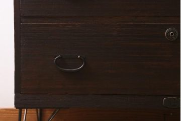 レトロ雑貨　鉄脚リメイク　上品なレトロスタイルに合う桐材製のリビングボード(テレビ台、衣装箪笥、桐箪笥、桐たんす)(R-040570)