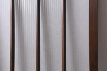 アンティーク建具　昭和中期　銀モールガラス・モールガラス入り　ストライプ模様がレトロなガラス引き戸1枚(ガラス戸)(R-040588)