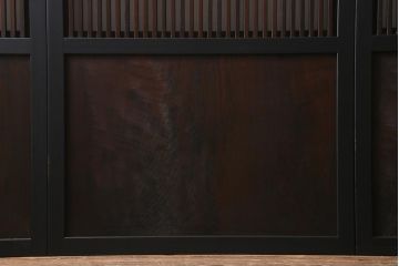 アンティーク建具　明治大正期　ペイント　すりガラス入り　黒い木枠がモダンな格子帯戸4枚セット(引き戸、板戸)(R-040589)