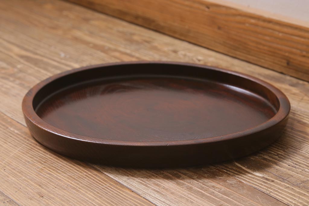 和製アンティーク　総ケヤキ材　色や風合いが味わい深い刳り貫き盆(トレー、丸盆)(R-040592)