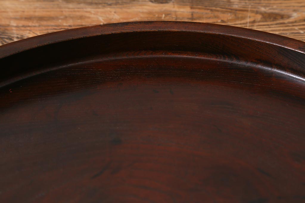 和製アンティーク　総ケヤキ材　色や風合いが味わい深い刳り貫き盆(トレー、丸盆)(R-040592)