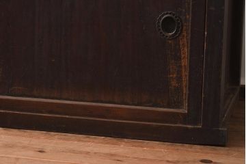アンティーク家具　明治大正期　古い木の質感が味わい深い木製戸棚(収納棚、キャビネット)(R-040595)