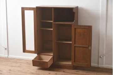 レトロ家具　昭和レトロ　赤味がかった木色が温かみのあるブックケース(本箱、収納棚、キャビネット)(R-040598)