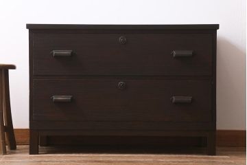 レトロ家具　リメイク家具　前面桐材　趣きあふれる佇まいが魅力的な箪笥ローチェスト(リビングボード、衣装箪笥、引き出し、テレビ台)(R-040607)