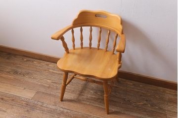 ビンテージ家具　飛騨産業　穂高シリーズ　キツツキマーク　アームチェア(キャプテンチェア)(R-040610)