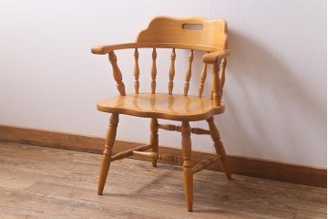 ビンテージ家具　飛騨産業　穂高シリーズ　キツツキマーク　アームチェア(キャプテンチェア)(R-040610)