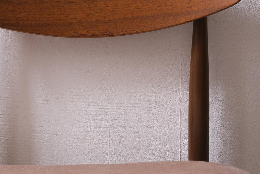 ヴィンテージ家具　G-PLAN(ジープラン)　Danishシリーズ　Larsen(ラーセン)　チーク材　ダイニングチェア(椅子、ビンテージ)(R-040612)