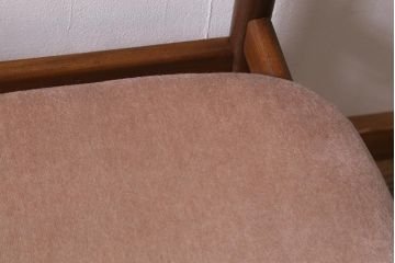 ヴィンテージ家具　G-PLAN(ジープラン)　Danishシリーズ　Larsen(ラーセン)　チーク材　ダイニングチェア(椅子、ビンテージ)(R-040612)