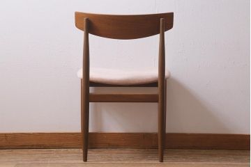 ヴィンテージ家具　G-PLAN(ジープラン)　Danishシリーズ　Larsen(ラーセン)　チーク材　ダイニングチェア(椅子、ビンテージ)(R-040612)