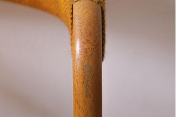 ヴィンテージ家具　北欧ビンテージ　温かみのある黄色のファブリックが素敵なダイニングチェア(椅子)(R-040614)