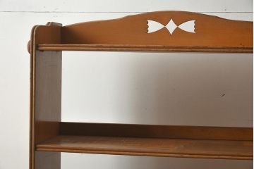 アンティーク家具　和製アンティーク　昭和中期　温かみのある木色がレトロなブックシェルフ(本棚、オープンラック、収納棚、飾り棚)(R-040618)