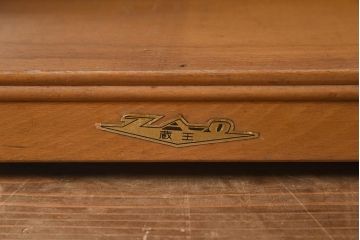 アンティーク家具　和製アンティーク　昭和中期　温かみのある木色がレトロなブックシェルフ(本棚、オープンラック、収納棚、飾り棚)(R-040618)