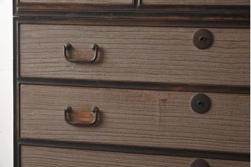 【簡易リペア限定品】アンティーク建具　和製アンティーク　昭和中期　総桐材　黒檀材　古い木肌が味わい深い上手物の3段重ね箪笥(衣装箪笥、引き出し、桐箪笥、桐たんす、和タンス、収納箪笥)(R-040622)
