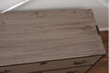 【簡易リペア限定品】アンティーク建具　和製アンティーク　昭和中期　総桐材　黒檀材　古い木肌が味わい深い上手物の3段重ね箪笥(衣装箪笥、引き出し、桐箪笥、桐たんす、和タンス、収納箪笥)(R-040622)