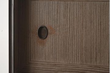 アンティーク家具　和製アンティーク　昭和中期　総桐材　黒檀材　古い木肌が味わい深い上手物の3段重ね箪笥(衣装箪笥、引き出し、桐箪笥、桐たんす、和タンス、収納箪笥)(R-040622)