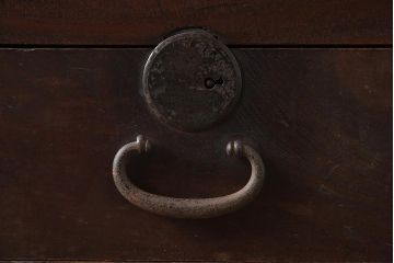 アンティーク家具　和製アンティーク　明治大正期　前面ケヤキ材　極太框　上手物　凛とした存在感が溢れる重ね帳場箪笥(重ね箪笥、収納棚)(R-040625)