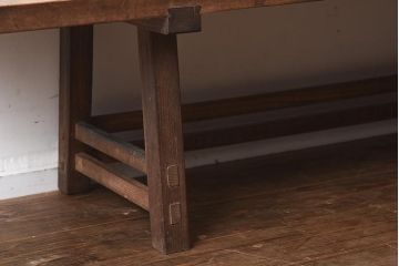 アンティーク家具　明治大正期　天板一枚板　レトロな雰囲気が魅力の文机(座机、飾り台)(R-040629)