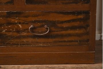 アンティーク家具　昭和中期　モールガラス　個性的なガラスの模様が目を惹く戸棚(収納棚、食器棚、キャビネット)(R-040631)