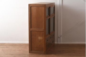 アンティーク家具　昭和中期　モールガラス　個性的なガラスの模様が目を惹く戸棚(収納棚、食器棚、キャビネット)(R-040631)