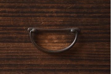 アンティーク家具　昭和初期　総桐材　すっきりとしたデザインが魅力の重ね箪笥(衣裳箪笥、引き出し、桐箪笥、桐たんす)(R-040632)