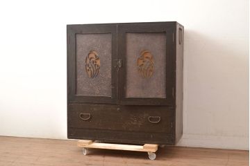 アンティーク家具　栓材　透かし入り　シックな雰囲気漂う組み立てタンス・下段右(収納棚、キャビネット)(R-040635)