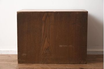 レトロ家具　昭和初期　栓材　レトロな雰囲気漂う倹飩扉の収納箱(収納棚、戸棚)(R-040658)