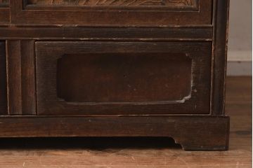 アンティーク家具　和製アンティーク　明治大正期　くっきりとした木目が目を引く戸棚(収納棚、引き出し、キャビネット)(R-040667)