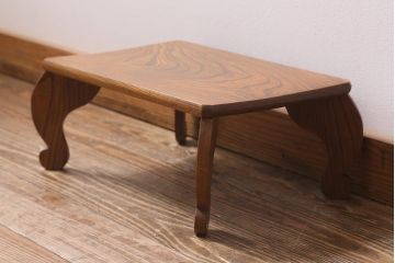 アンティーク家具　総ケヤキ材　力強い杢目が目を引く花台(飾り台)(R-040684)