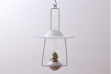 アンティーク雑貨　日本製　ASAHI　巻き芯14番　フリルシェードがおしゃれな吊り下げ式オイルランプ(ランタン、ハンギングランプ)(R-040686)