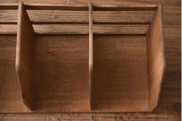 レトロ雑貨　栓材　素朴な木の風合いが味のあるブックスタンド(本立て)(R-040693)