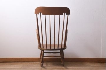 中古　飛騨産業　穂高　ナラ材　使い勝手のよいシンプルなロッキングチェア(アームチェア)(R-040696)