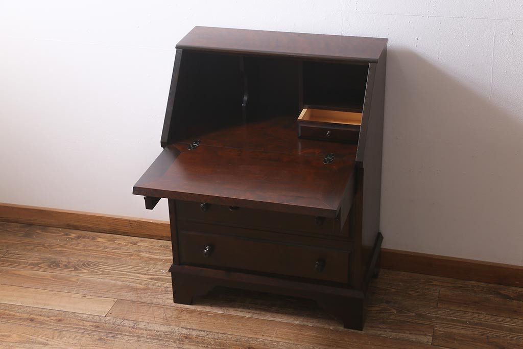 中古　北海道民芸家具　洗練された佇まいが魅力的なライティングビューロー(簿記机、在宅ワーク、在宅用ワークデスク、机、在宅ワーク、在宅用引き出し)(R-040702)