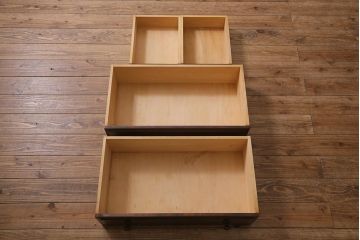 中古　北海道民芸家具　洗練された佇まいが魅力的なライティングビューロー(簿記机、在宅ワーク、在宅用ワークデスク、机、在宅ワーク、在宅用引き出し)(R-040702)