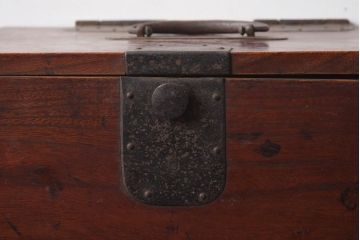 アンティーク家具　古民具　明治大正期　欅(ケヤキ)材　くすんだ金具が味わい深い硯箱(小引き出し)(R-040707)