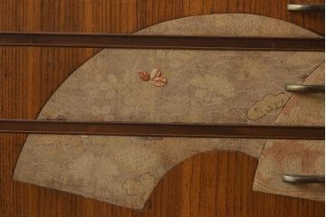昭和中期　和装小物入れ　扇の意匠が上品な小引き出し(小物収納)(R-040710)