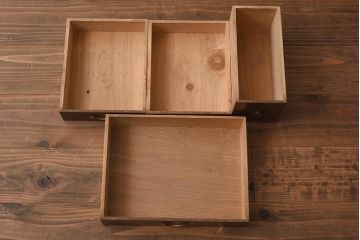 アンティーク家具　大正昭和初期　可愛らしい雰囲気のレトロな小引き出し(小物収納)(R-040714)
