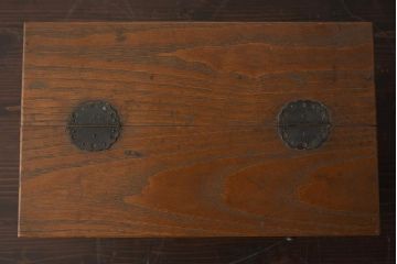アンティーク家具　タモ材　玉杢が存在感を引き立てる裁縫箱(ソーイングボックス、小引き出し)(R-040718)