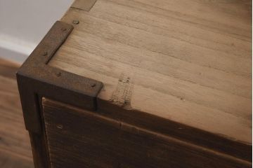 アンティーク家具　和製アンティーク　桐材　素朴な和の趣き漂う箪笥ローボード(ローチェスト、引き出し、衣装箪笥、桐箪笥、桐たんす)(R-040719)