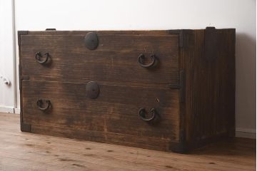 アンティーク家具　和製アンティーク　桐材　素朴な和の趣き漂う箪笥ローボード(ローチェスト、引き出し、衣装箪笥、桐箪笥、桐たんす)(R-040719)