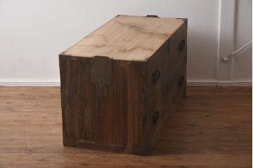 アンティーク家具　和製アンティーク　桐材　素朴な和の趣き漂う箪笥ローボード(ローチェスト、引き出し、衣装箪笥、桐箪笥、桐たんす)(R-040719)